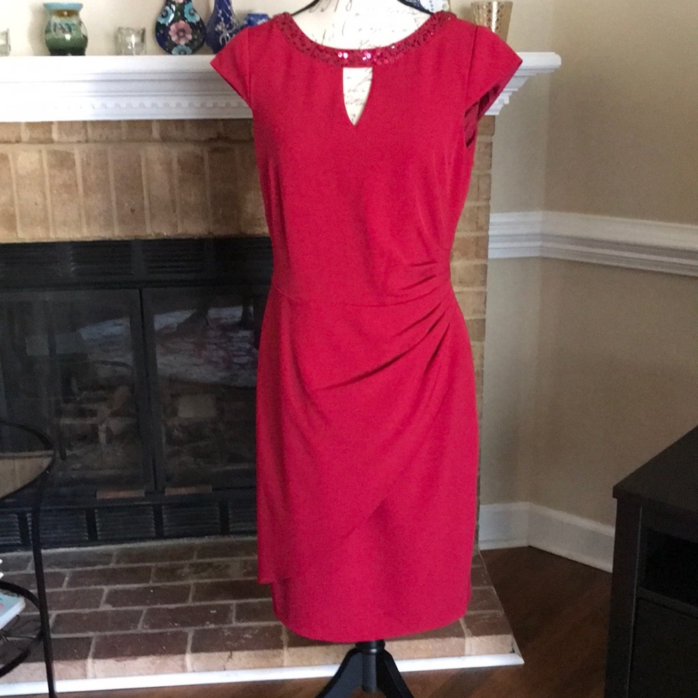 NWT ADRIANNA PAPELL RED SHEATH SEQUINED DRESS Size 10